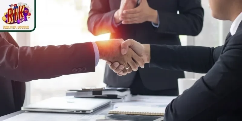 Cách kiếm tiền từ Rikvip khi trở thành đại lý của nền tảng