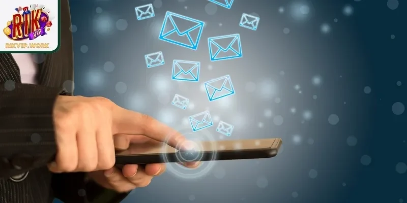 Email dành cho các vấn đề phức tạp hoặc khiếu nại cần xử lý chi tiết